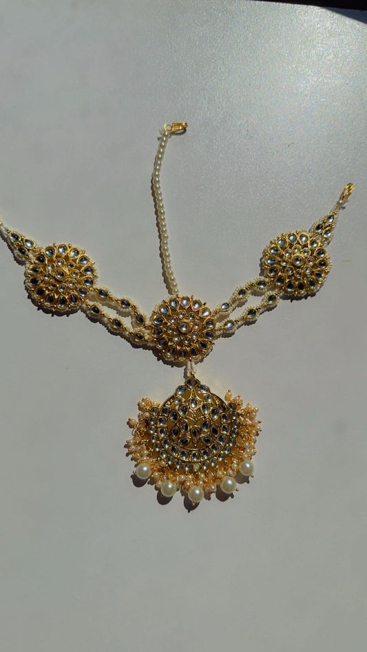 Matha patti/sheeshphool