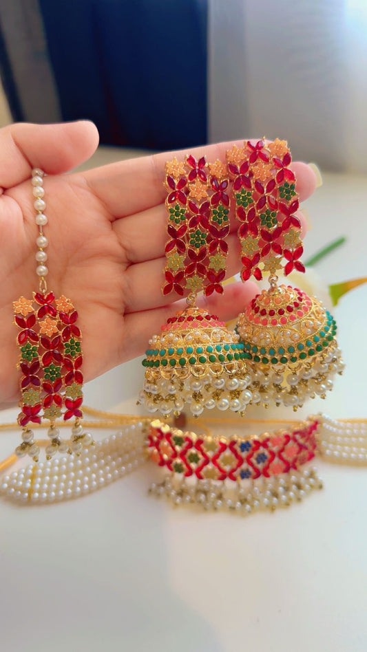 Noratan choker set