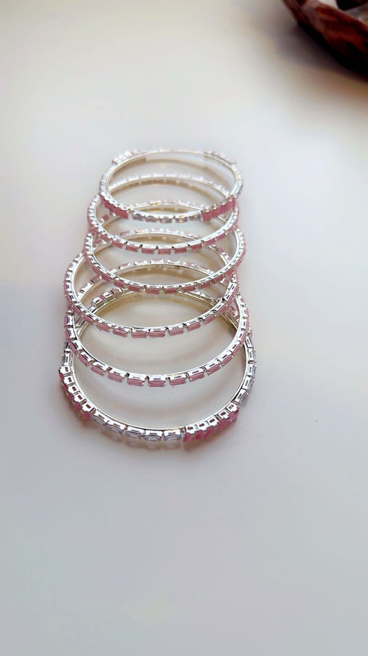 Pink bangles of 6 (size 2.6)