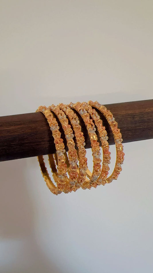 Goldplated net bangles