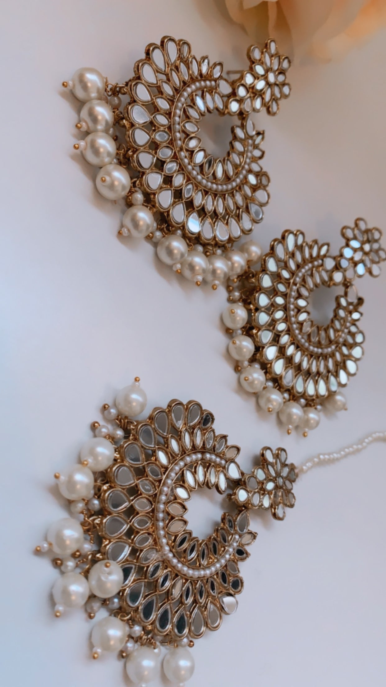 Zunera (White)